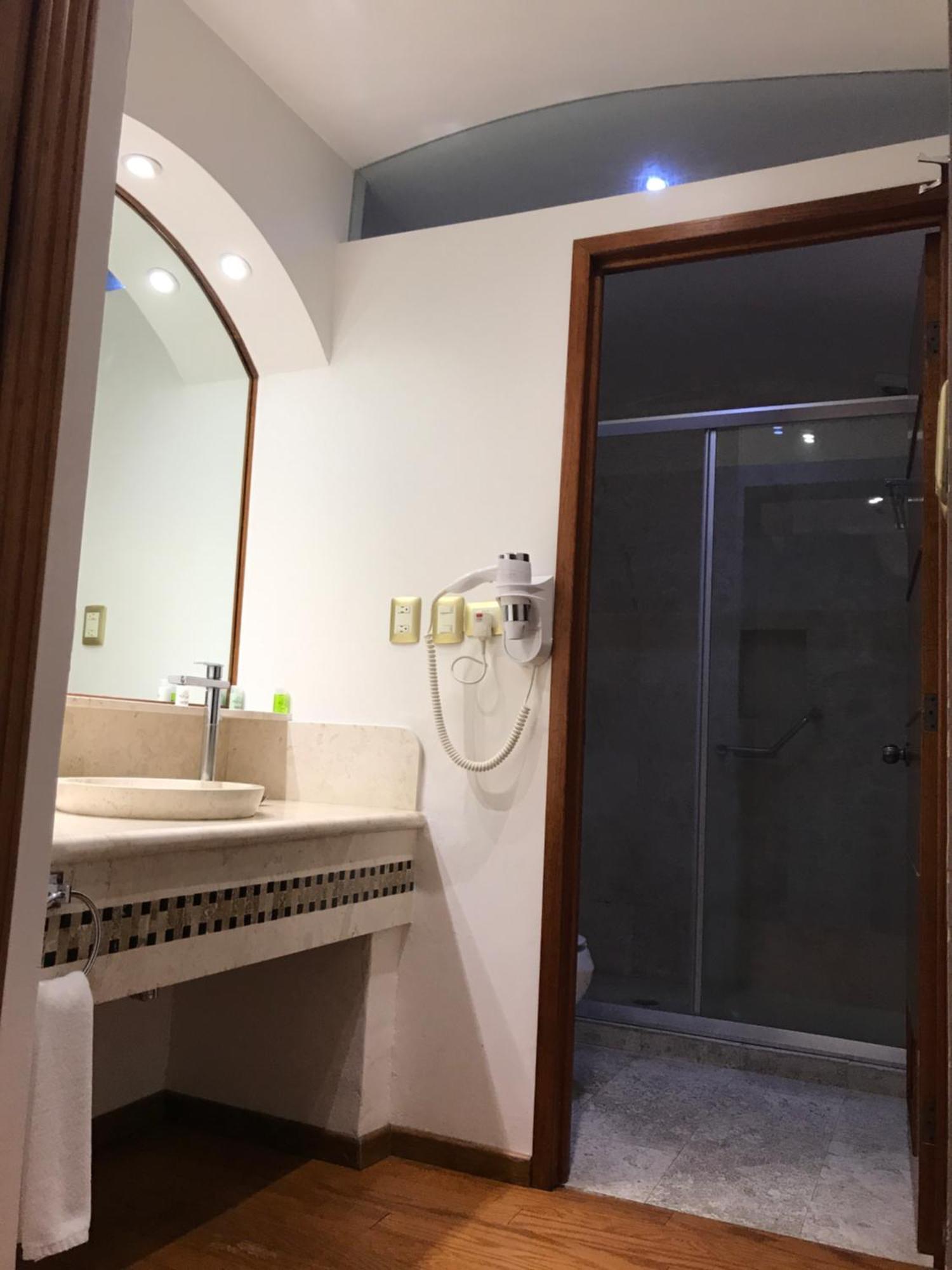 הואמנטלה Hotel Malinalli מראה חיצוני תמונה