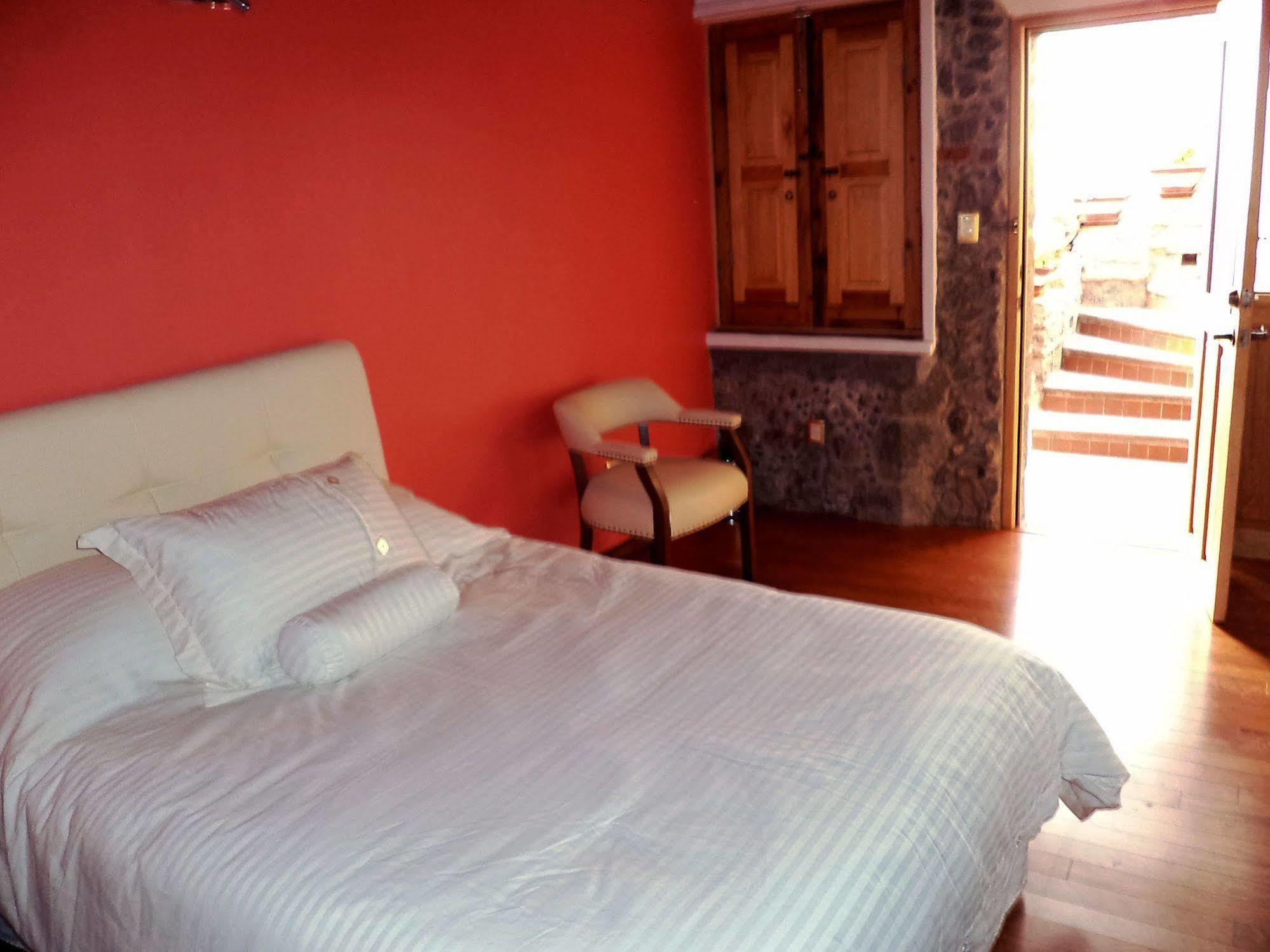 הואמנטלה Hotel Malinalli מראה חיצוני תמונה